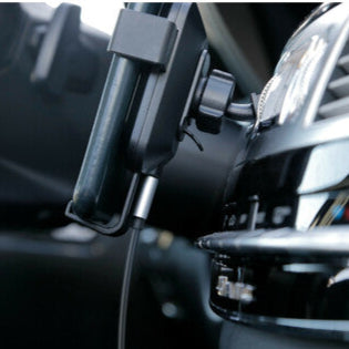 Supporto Smartphone da Auto con Ricarica Wireless per Bocchette d’Aria