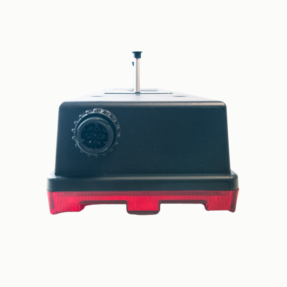 Zadnja kombinirana luč za Mercedes Actros, leva, 6-komorna, rebrasta