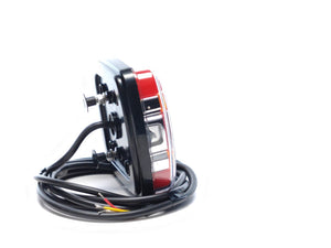 Feu arrière LED 3 fonctions universel – Forme carrée 12/24V