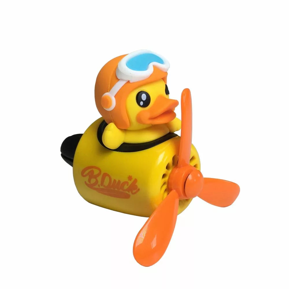 Avtomobilski osvežilec zraka s propelerjem in zamenljivimi dišavnimi vložki