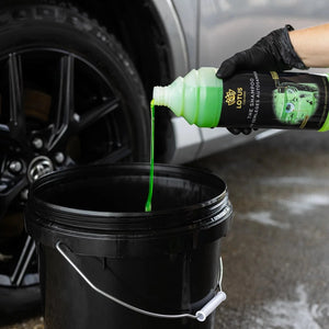 Champô Automóvel pH Neutro com Aroma a Maçã Verde – 1 Litro