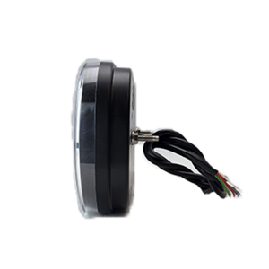 LED Rückleuchte mit 6 Funktionen und dynamischem Blinker, Dreieck-Reflektor, links, 12–36V