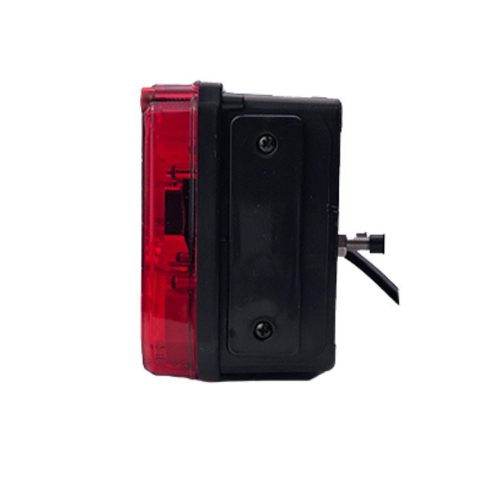 Zadné svetlo s 3-uholníkovým odrazovým sklom, 7 funkcií, LED pozičné