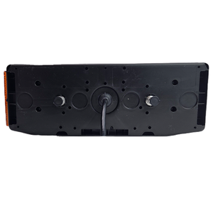 Zadné svetlo s 3-uholníkovým odrazovým sklom, 7 funkcií, LED pozičné