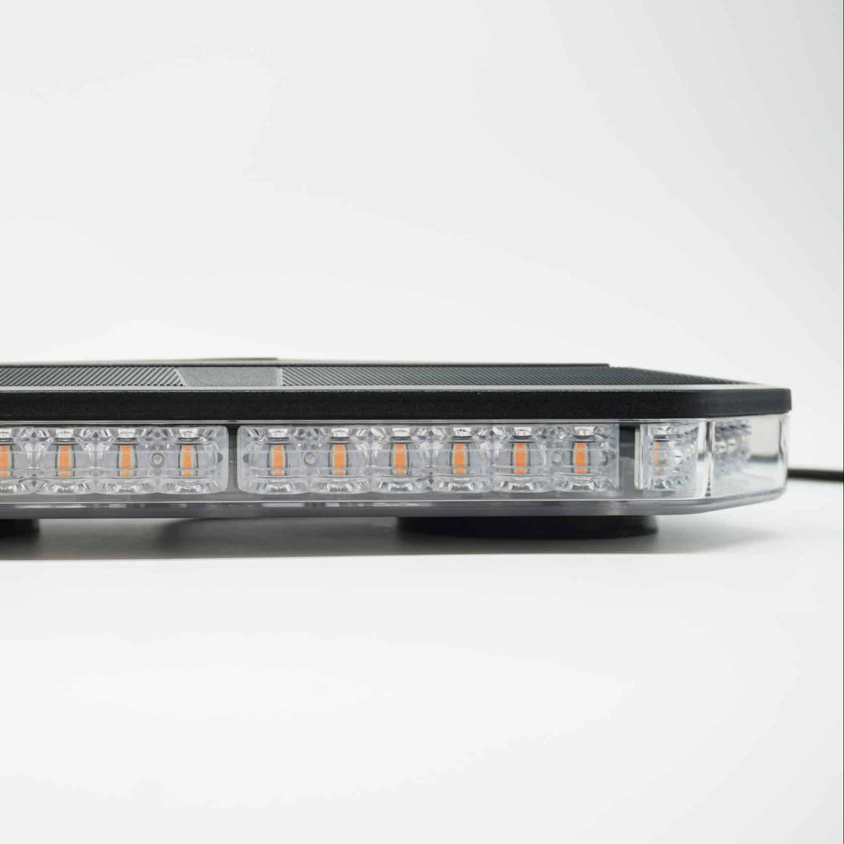 Luz de Advertência LED Amarela com Base Magnética para Veículos – 48W ou 80W
